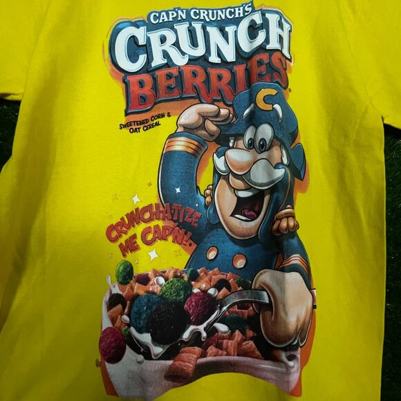 Captain Crunch Cartoon T-shirt, size Large - Picture 3 of 4